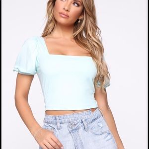 Princess balloon sleeve top